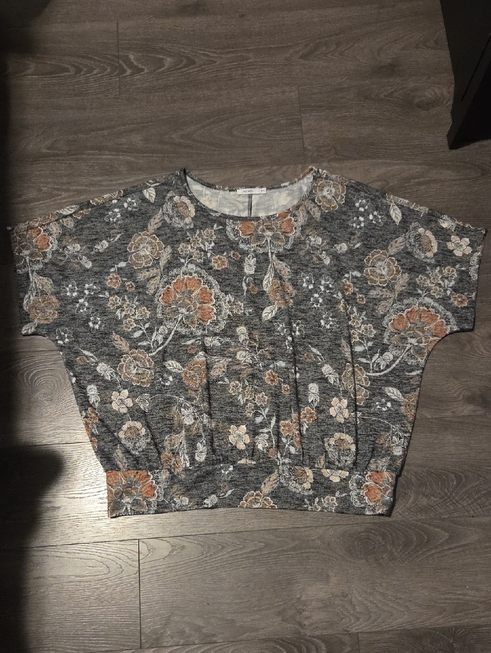 Ricki's Gray Floral Short-Sleeve Top with Rust Accents